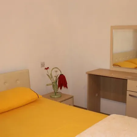 Kings アパート *